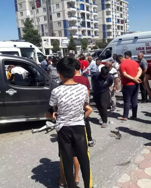Minibüs durağına dalan kamyonet, üniversite heyecanı yaşayan genç kızı hayattan kopardı