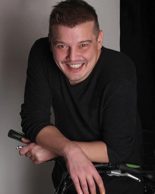 Kavgaya karışan Arda Kural, güvenlik görevlisine yumruk attı