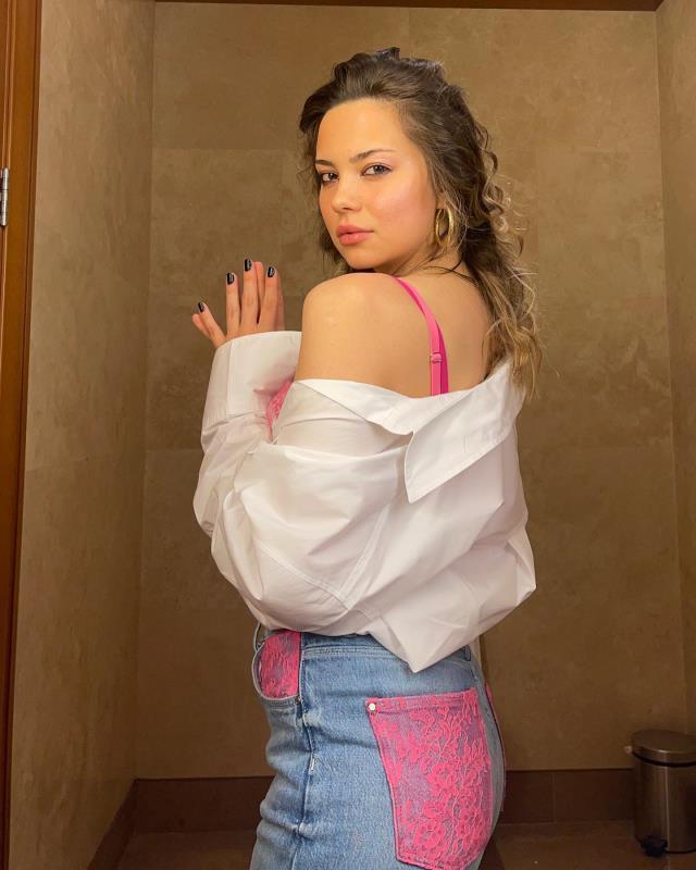 Ünlü şovmen Mehmet Ali Erbil, 25 yaşındaki stilistiyle aşk yaşıyor