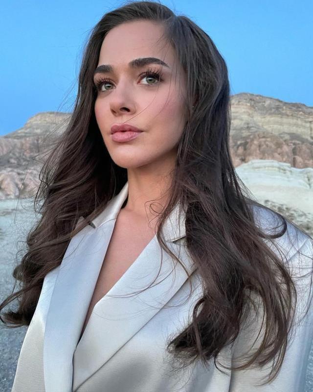 Oyuncu Bensu Soral estetik yaptırdı, son hali kimse beğenmedi