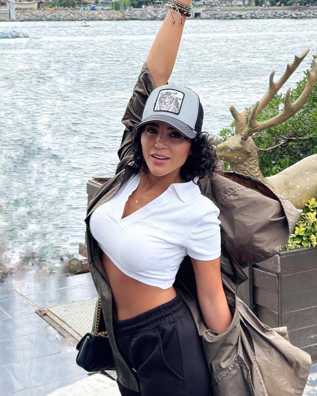 Fenomen Nilay Toprak, trafikte 4 erkeğin saldırısına uğradı