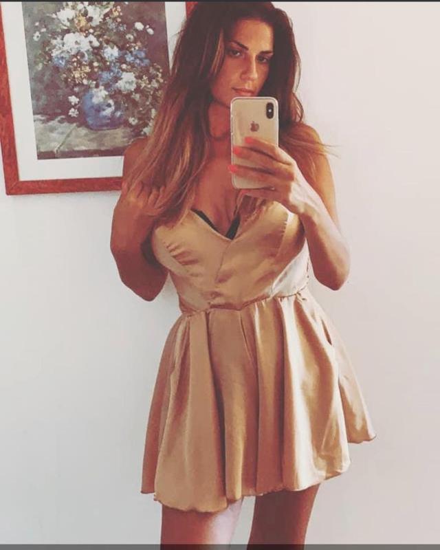 Ünlü oyuncu Tuan Tunalı aşka geldi! İtalyan sevgilisiyle öpüştüğü kareyi paylaştı