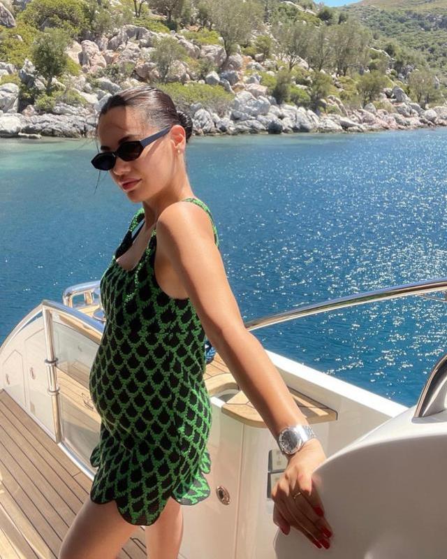 Yerli Adriana Lima diye anılıyordu! Uzun süredir ortalarda görünmeyen Fatmagül Fakı anne oldu