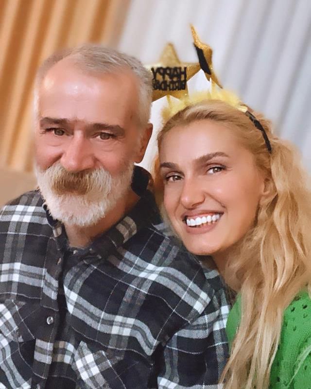 Tuğba Özay yoğun bakımdaki babası için dua istedi: Durumu benden saklanıyor, ne olur dua edin