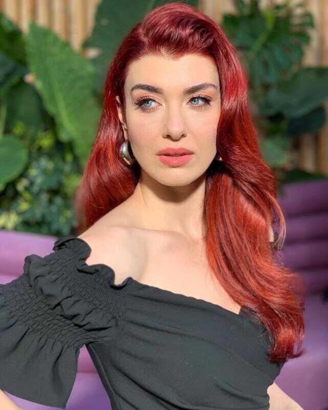 Aslıhan Güner, yeni projesinde Atatürk'ün annesini oynayacak