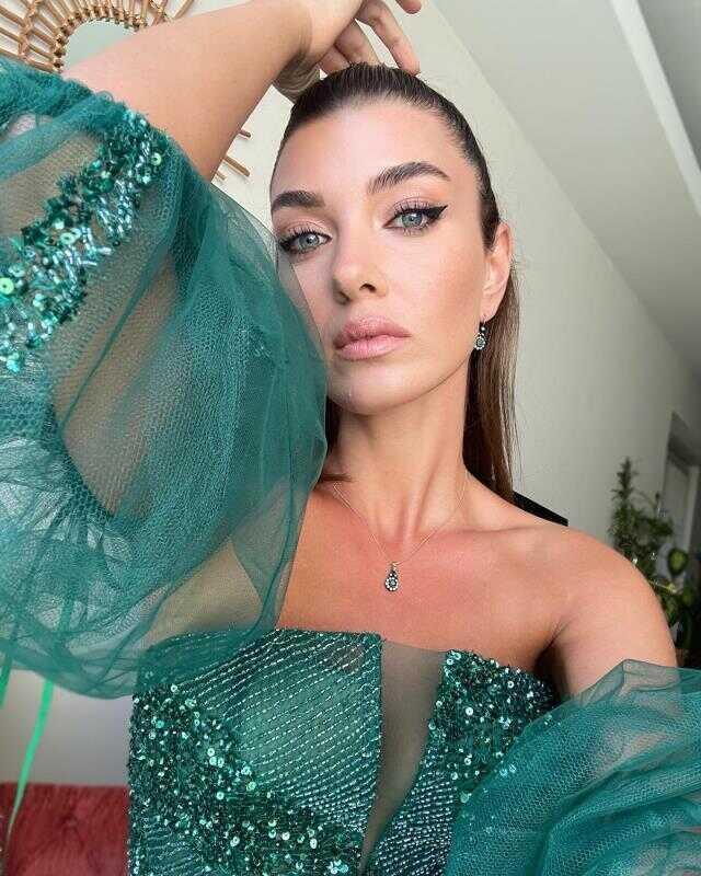 Aslıhan Güner, yeni projesinde Atatürk'ün annesini oynayacak