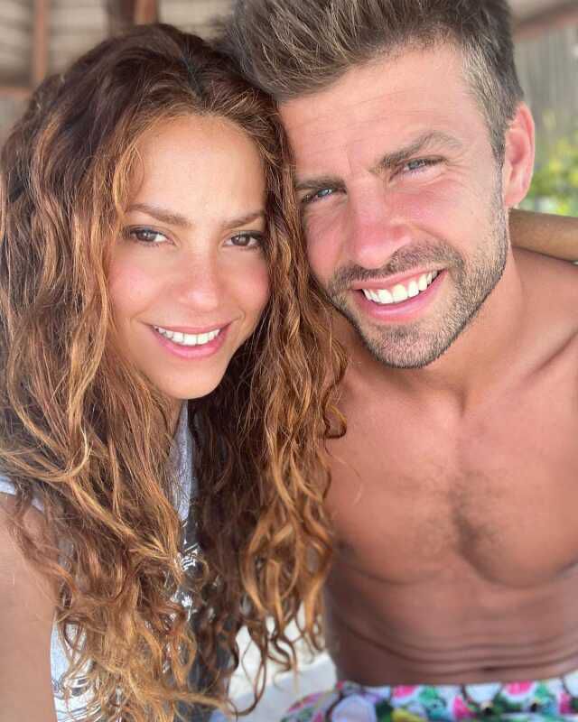 İhanetle sarsılan ünlü şarkıcı Shakira İspanya'yı terk etti