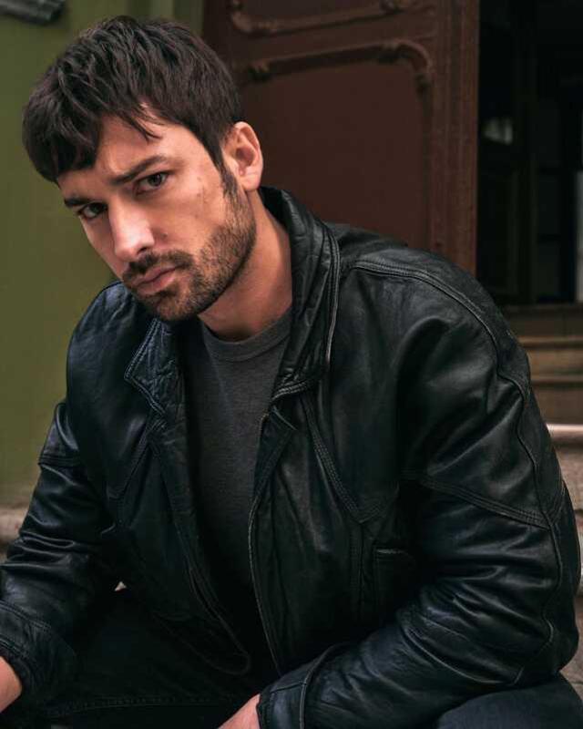 1 aydır aşk yaşadıkları konuşulan Sıla Türkoğlu ve Alp Navruz'dan ilk kare geldi