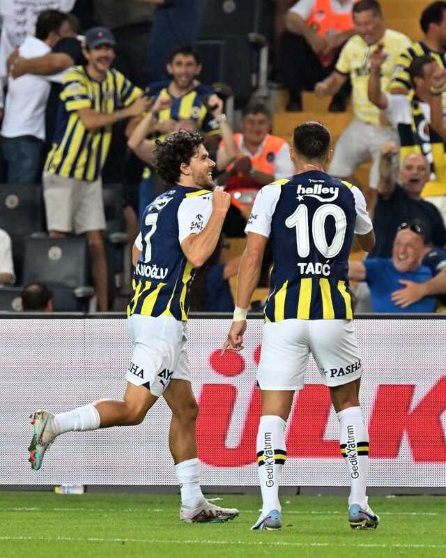 Son Dakika: UEFA Konferans Ligi 2. ön eleme turu ilk maçında Fenerbahçe, Zimbru'yu 5-0 mağlup etti
