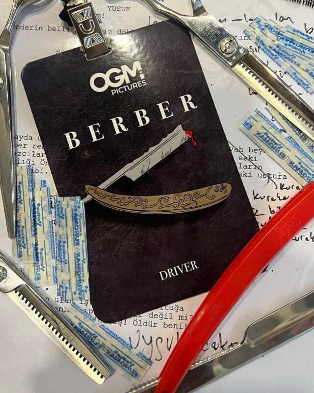 Berber filminde başrolü paylaşan Mert Yazıcıoğlu ve Burak Özçivit'ten ilk kare geldi