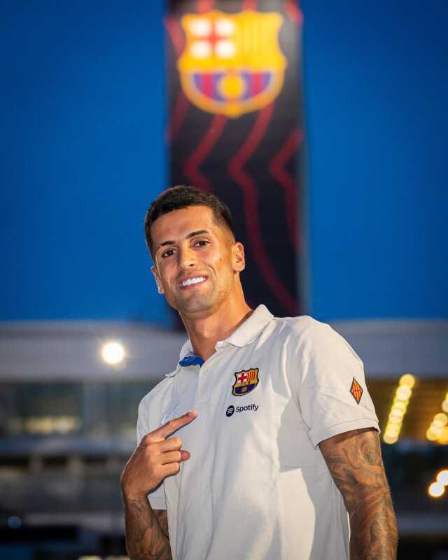 Barcelona transferin son gününde Felix ve Cancelo'yu kiralık olarak kadrosuna kattı