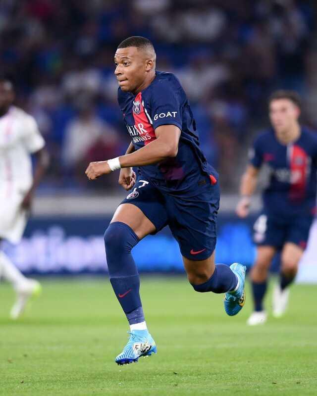 Geri sayım başladı! Bayern Münih'ten Mbappe'yi kadrosuna katıyor