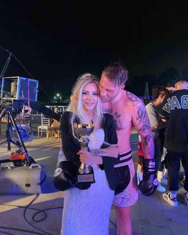 Beria Özden 'Aleyna'dan uzak dur' uyarılarını dinlemeyen eşi Yunus Emre'yi sildi