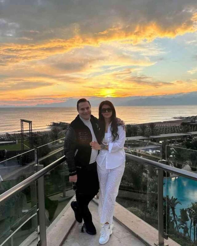 Mehmet Ali Erbil evlendi mi? Mehmet Ali Erbil kendisinden 41 yaş küçük sevgilisiyle dini nikah mı kıydı?