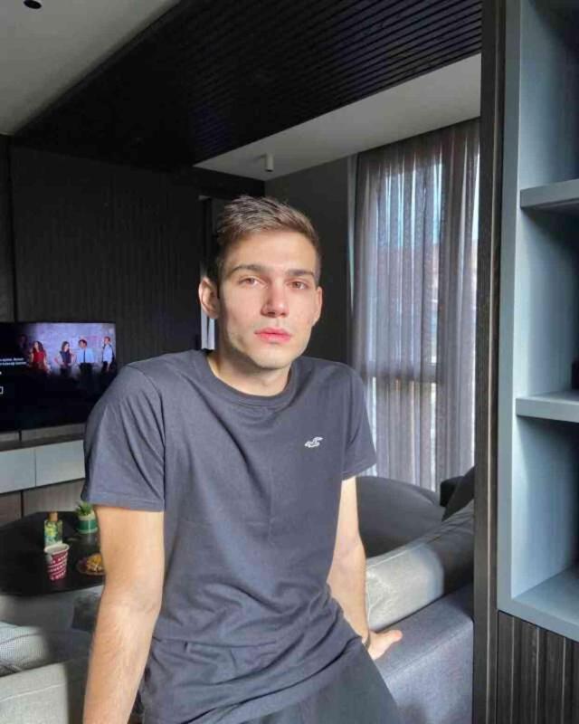 Oyuncu Feyza Civelek'in kardeşi de oyuncu çıktı! Meğer Sandık Kokusu'nda oynuyormuş