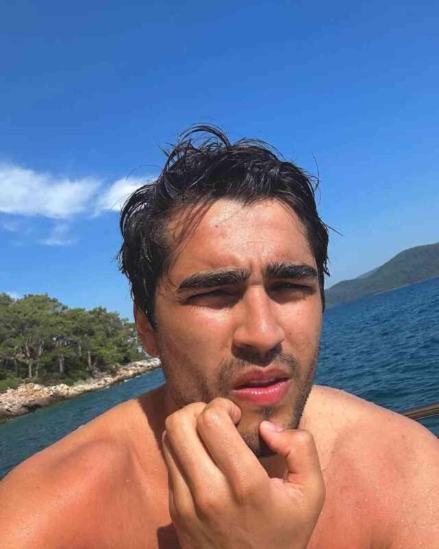 Afra Saraçoğlu ve Mert Ramazan Demir ayrıldı mı? Mert Ramazan Demir, Afra Saraçoğlu'nu aldattı mı?