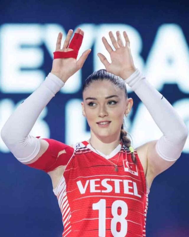 Zehra Güneş Paris Olimpiyatları'nda oynayacak mı? Zehra Güneş takımda mı?