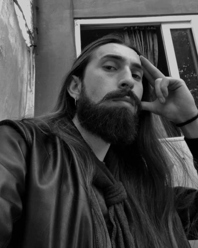 Emre Fel kimdir? Emre Fel kaç yaşında, nereli? Emre Fel hayatı ve kariyeri hakkında bilgiler...