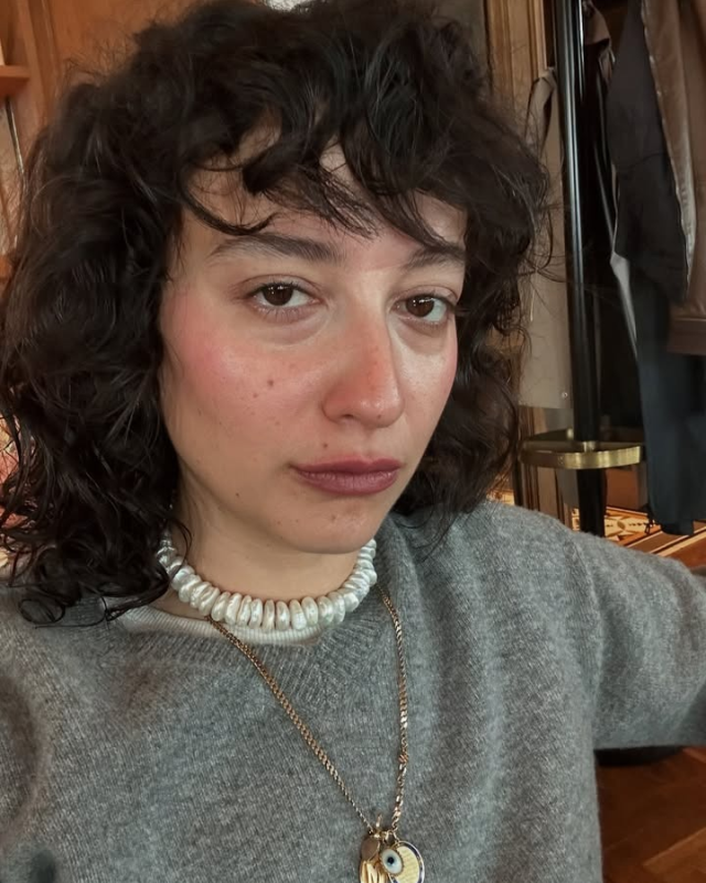 Melike Şahin turne dönüşü doğal halini yayınladı