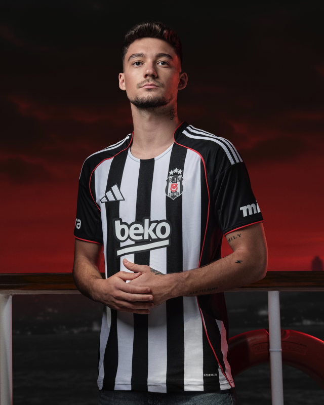 Beşiktaş'ın 2025/2026 Sezonu Yeni Forma Tanıtımları