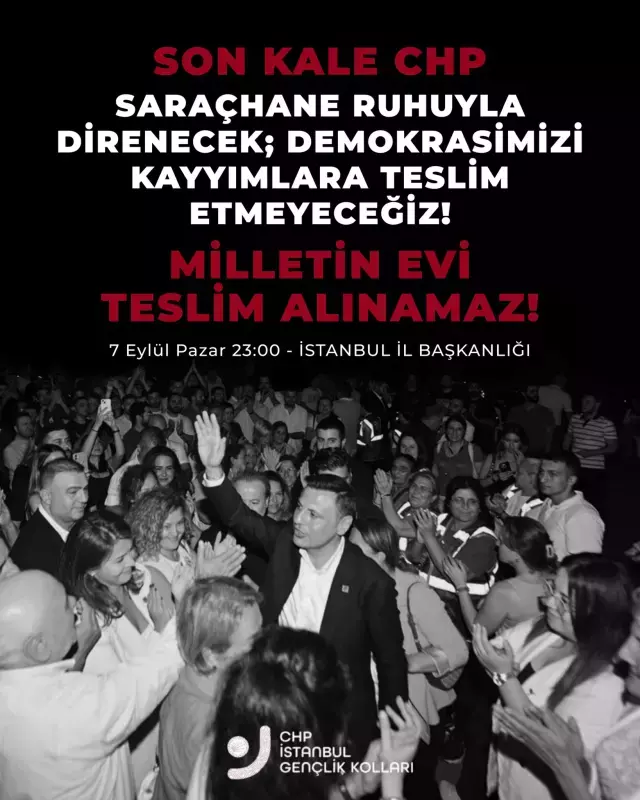 Çevik kuvvet ekipleri CHP İstanbul İl Başkanlığı önünde toplandı, arbede çıktı