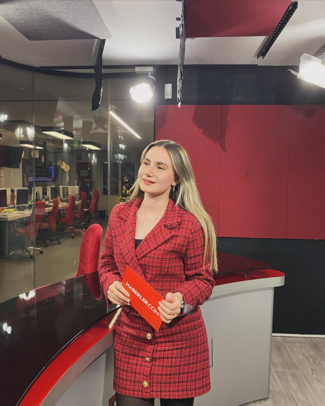 Melis Yaşar kimdir? Haberler.com sunucusu Melis Yaşar hayatı ve biyografisi!