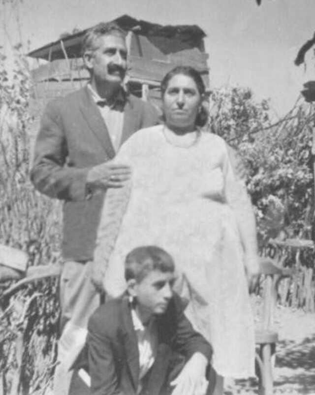 Kemal Kılıçdaroğlu ve annesini gösterdiği iddia edilen fotoğraf gerçeği yansıtmıyor