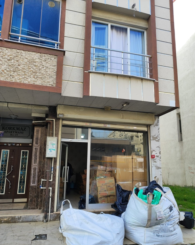 Çocukların sağlığını hiçe saydılar! 9 ton şekerleme altında ele geçirildi