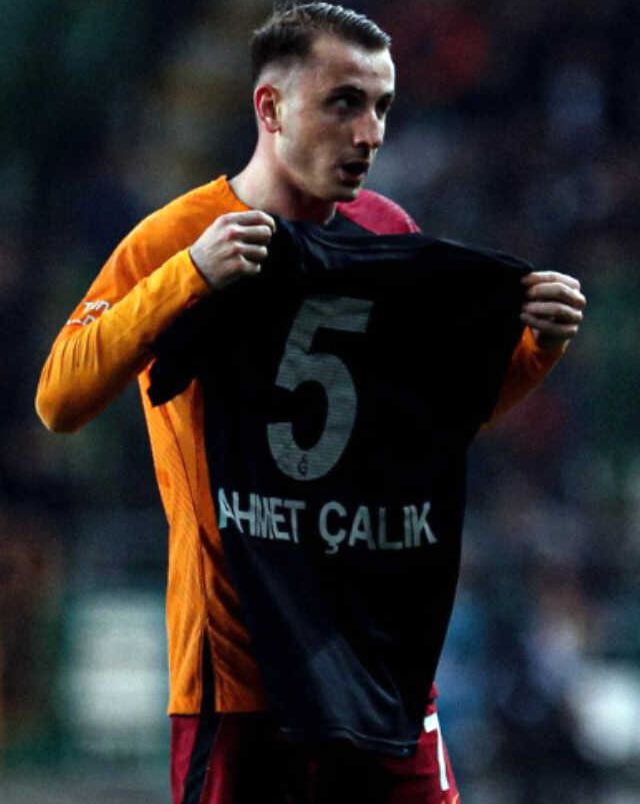 Duygu dolu anlar! Galatasaray, Ahmet Çalık'ı unutmadı