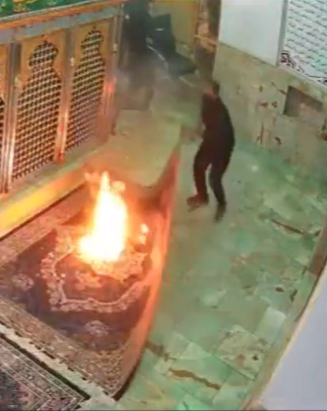 Kim bu adamlar? İran'dan gelen son görüntü kafa karıştırdı