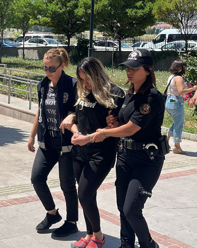 Eşinin katillerinin beklediği bilgiyi mesajla vermiş