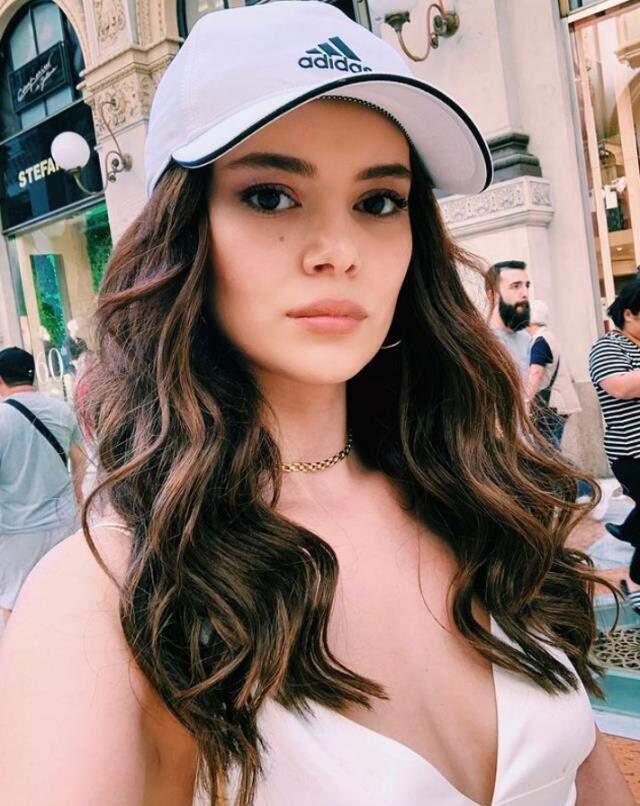 Seray Kaya kimdir? Seray Kaya kaç yaşında, nereli? Seray Kara biyografisi!