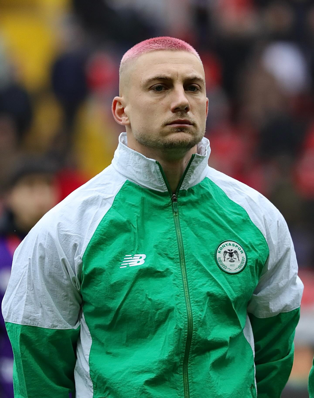 Konyasporlu Blaz Kramer, sosyal medya hesabından villa aradığını duyurdu