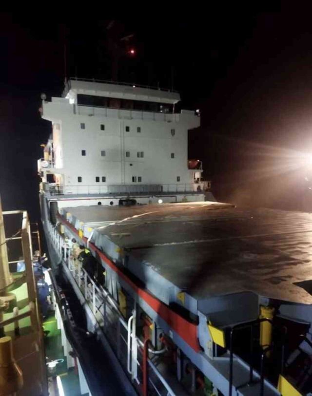 Çanakkale Boğazı'nda gemi yangını