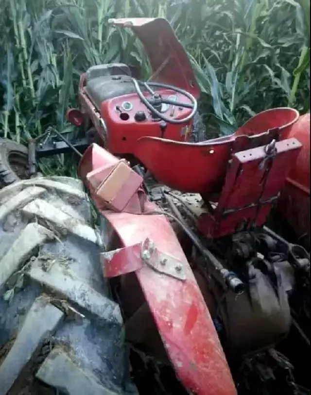 İYİ Partili başkan yardımcısı kullandığı traktör kaza yaptı: Şoför öldü, 13 yaralı