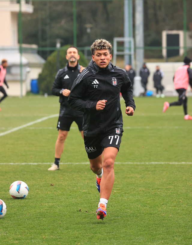 Beşiktaş'a kötü haber! 1 dakika bile oynamadan gidiyor