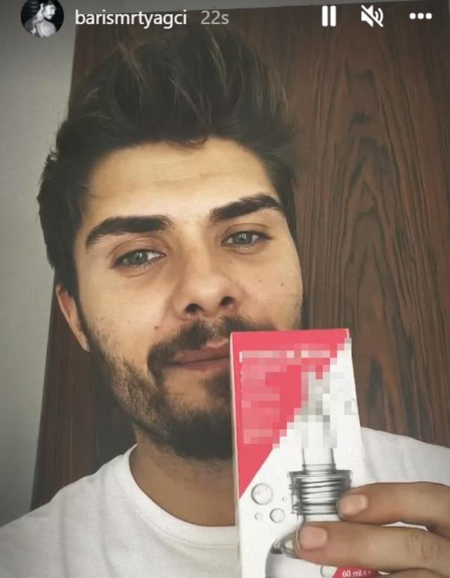 Ürün tanıtımı yapan Barış Murat Yağcı'nın tırnakları olay oldu