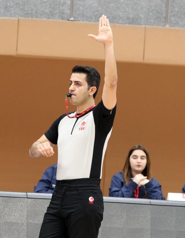 Hakemlerimizin yükselişi devam ediyor! Basketbolda bir başarı öyküsü: Mehmet Karabilecen