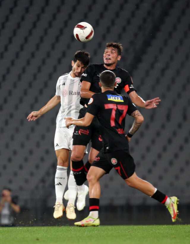 Son Dakika: Süper Lig'in ilk haftasında Beşiktaş, deplasmanda Karagümrük'ü 1-0 mağlup etti