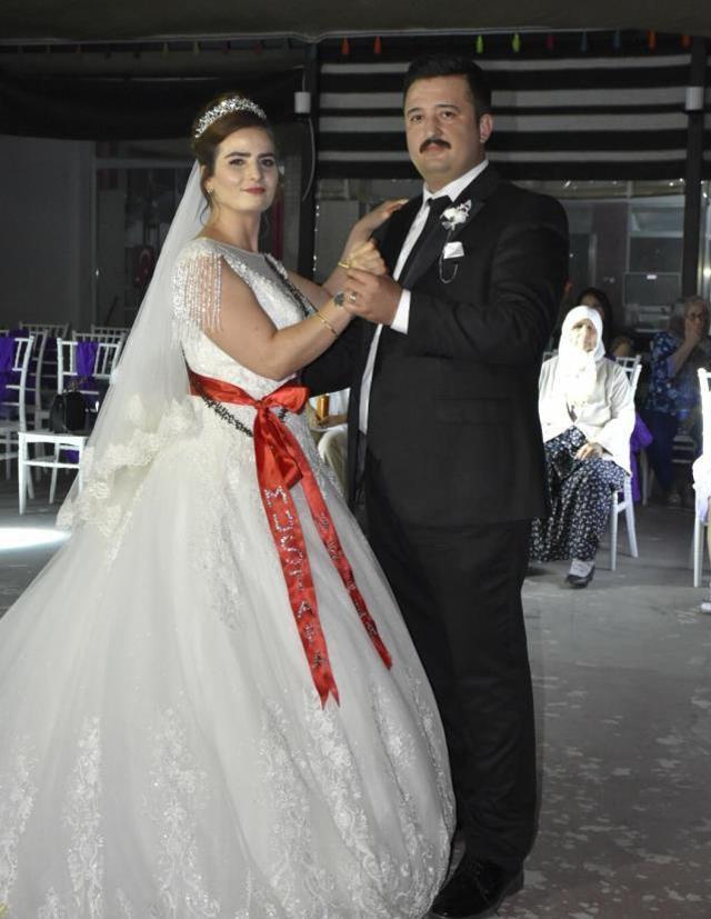 2 aylık eşi tarafından feci şekilde öldürülen Nejla'nın düğün fotoğrafları yürek dağlıyor