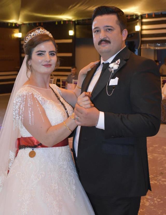 2 aylık eşi tarafından feci şekilde öldürülen Nejla'nın düğün fotoğrafları yürek dağlıyor