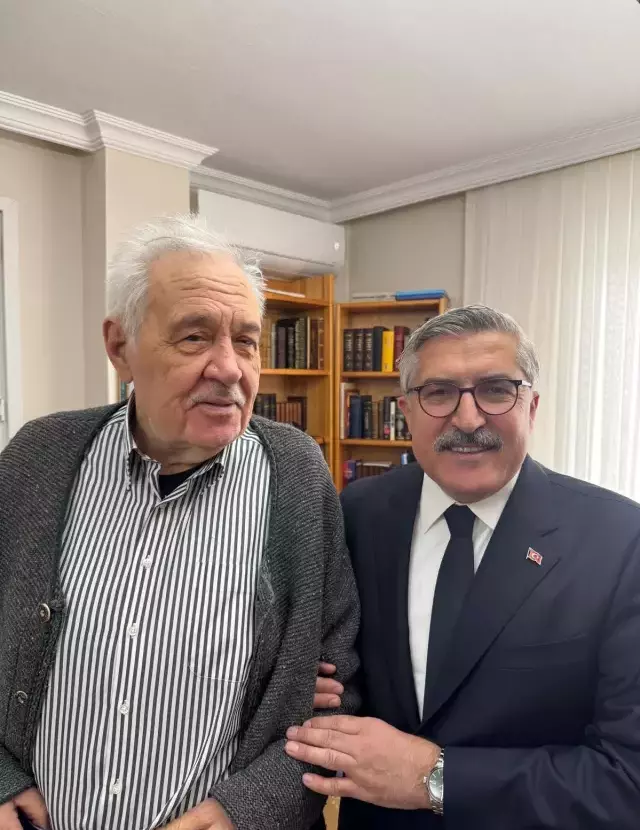 İlber Ortaylı’yı evinde ziyaret eden Hüseyin Yayman