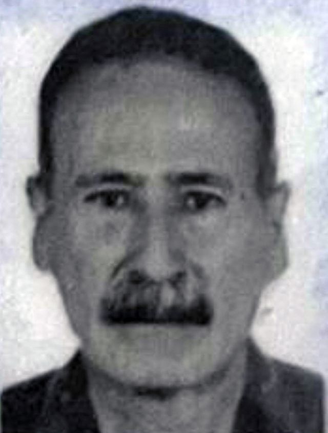 Bahçede eşini, evde kendini öldürdü