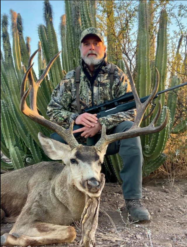 ABD'li milyarder avcı, 1.5 tonluk buffalo tarafından öldürüldü