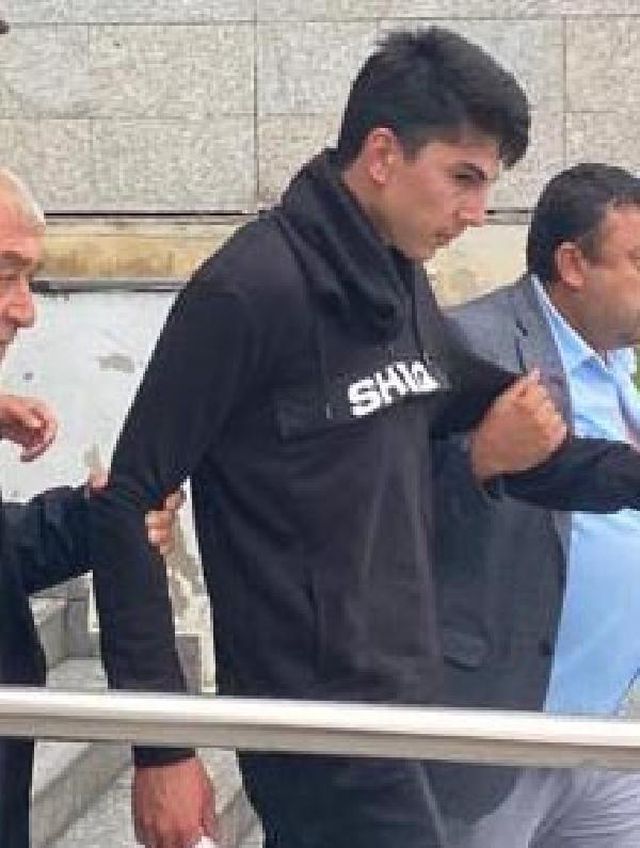 Afgan şahsın tecavüz girişimi sırasında ölen kardeşinin davasında jileti tercümana saplamıştı, ifadesi ortaya çıktı