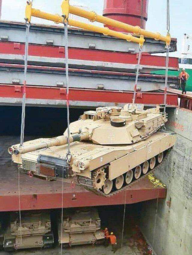 Türkiye'ye 40 kilometre uzakta dikkat çeken hareketlilik! ABD, Dedeağaç'ı cephaneliğe dönüştürüp 400 tank yığdı