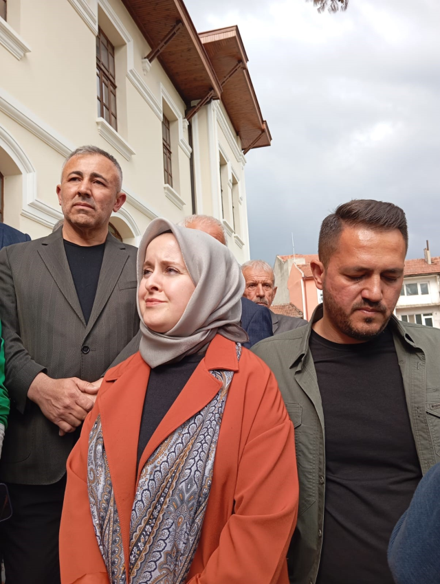 Bilecik Valisi Şefik Aygöl ağladı, ağlattı