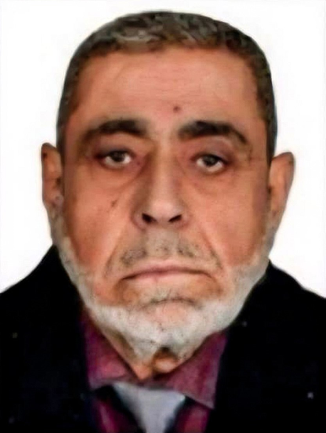 Kapıyı çalan kişi ile görüşmeye inen emekli polis, o günden beri kayıp