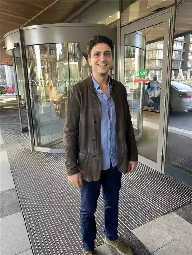 Taner Ölmez ve Ece Çeşmioğlu'nun kızları dünyaya geldi