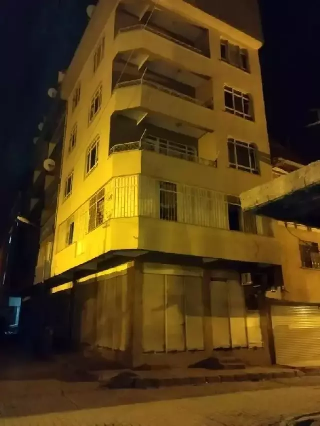 Van'da iki apartmana baskın! İki apartmanda 115 Afgan uyruklu göçmen yakalandı